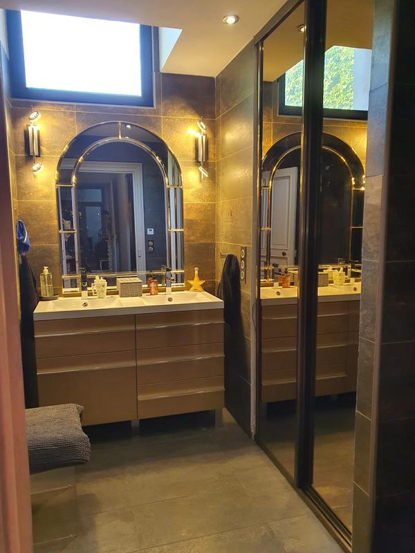 Appartement - 196 m² - 6 pièces