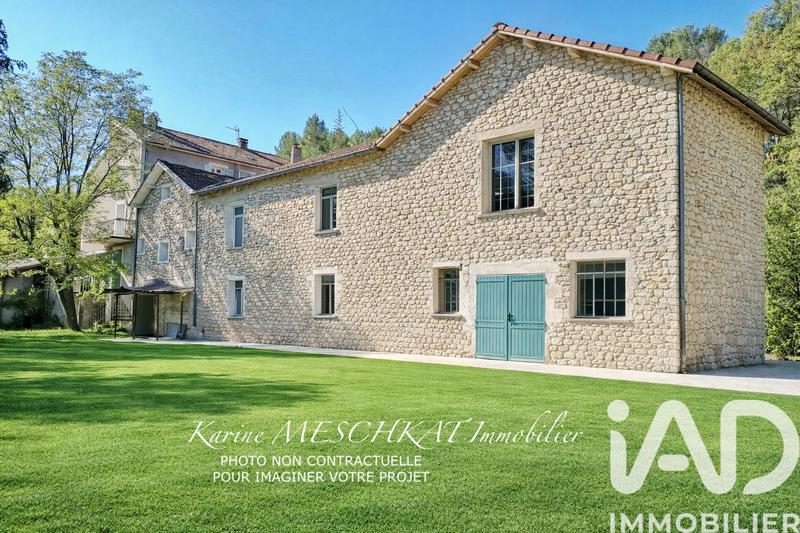 Maison - 308 m² - 10 pièces