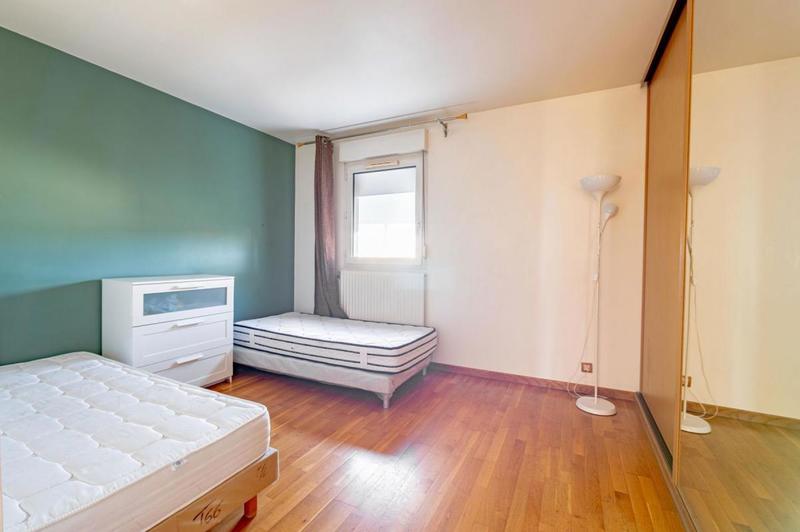 Duplex - 97 m² - 5 pièces