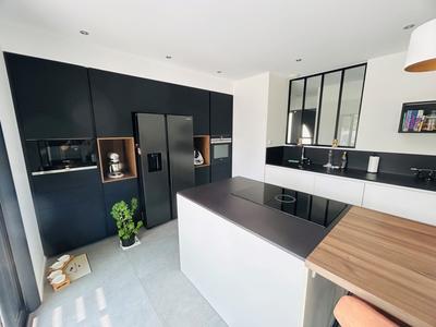 Maison contemporaine - 175 m² - 6 pièces