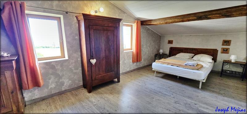 Maison - 332 m² - 11 pièces