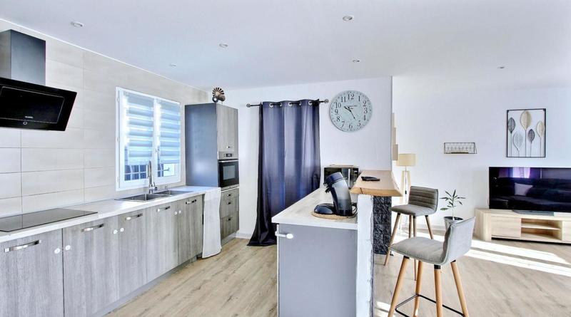 Maison - 97 m² - 4 pièces