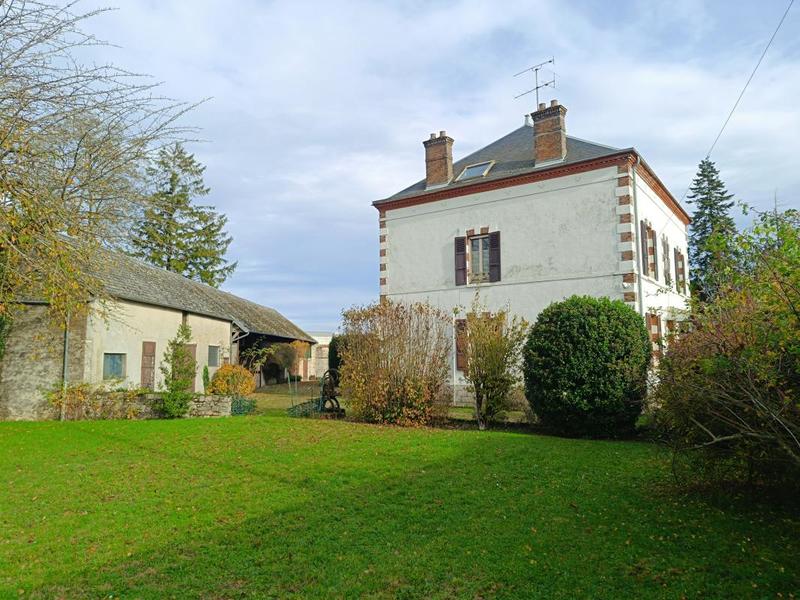 Maison - 210 m² - 5 pièces