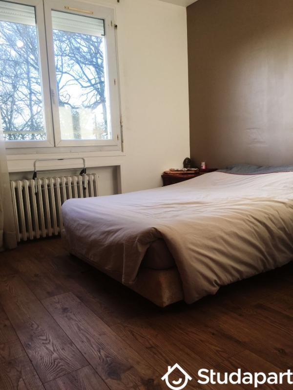 Chambre - 9 m² - 1 pièce