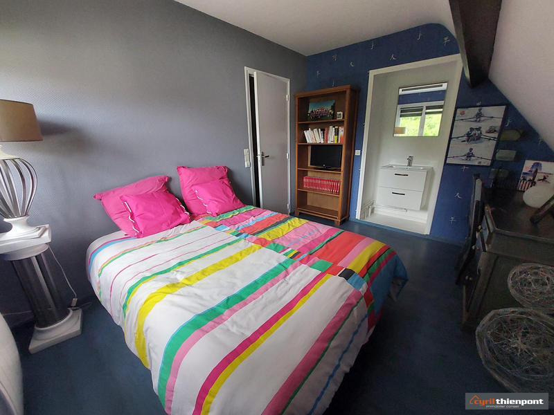 Maison - 177 m² - 9 pièces