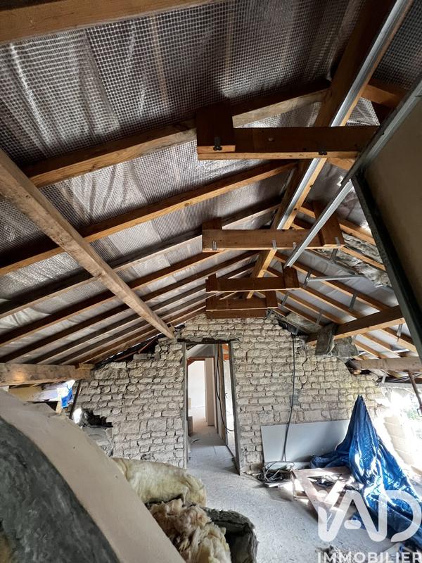 Maison - 300 m² - 5 pièces