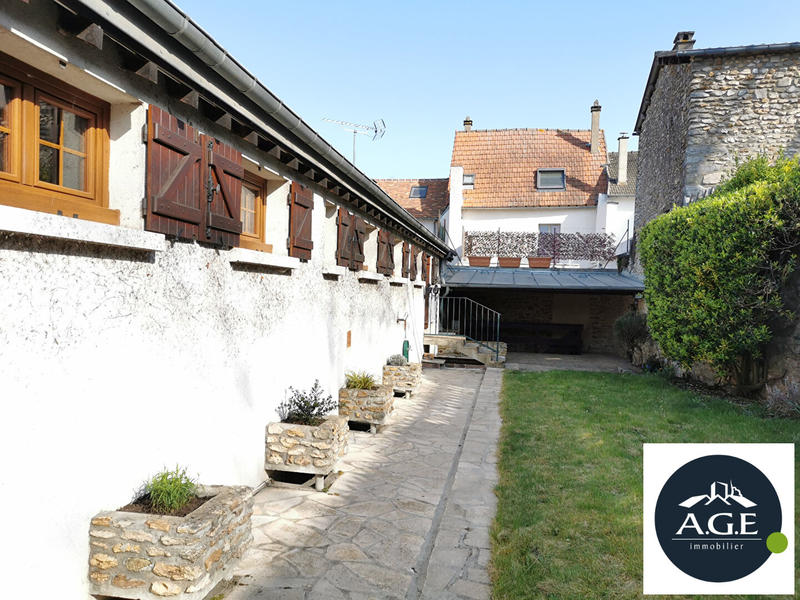 Immeuble - 275 m² - 9 pièces