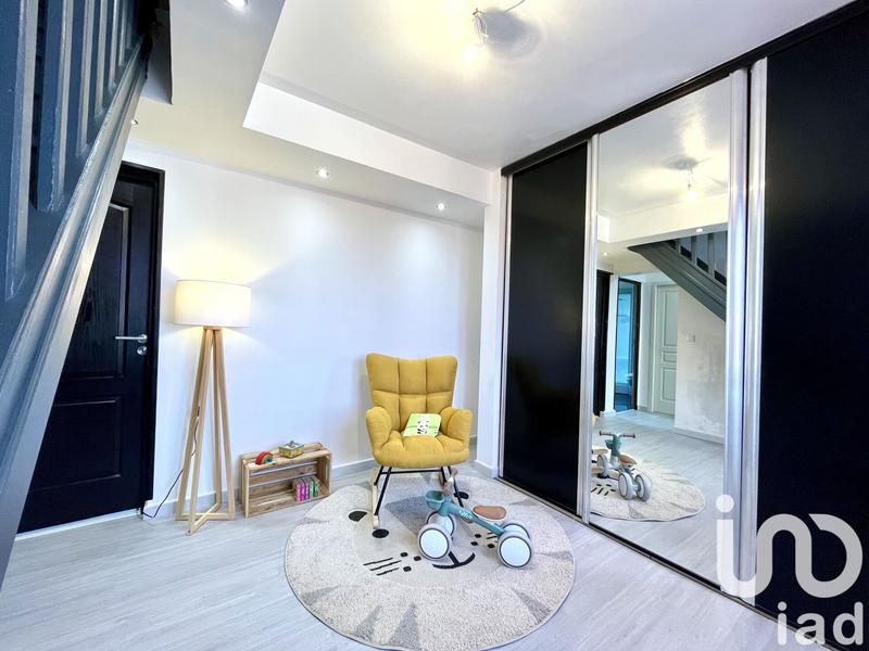 Maison - 121 m² - 5 pièces