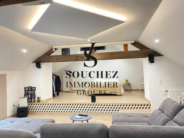 Maison traditionnelle - 145 m² - 7 pièces