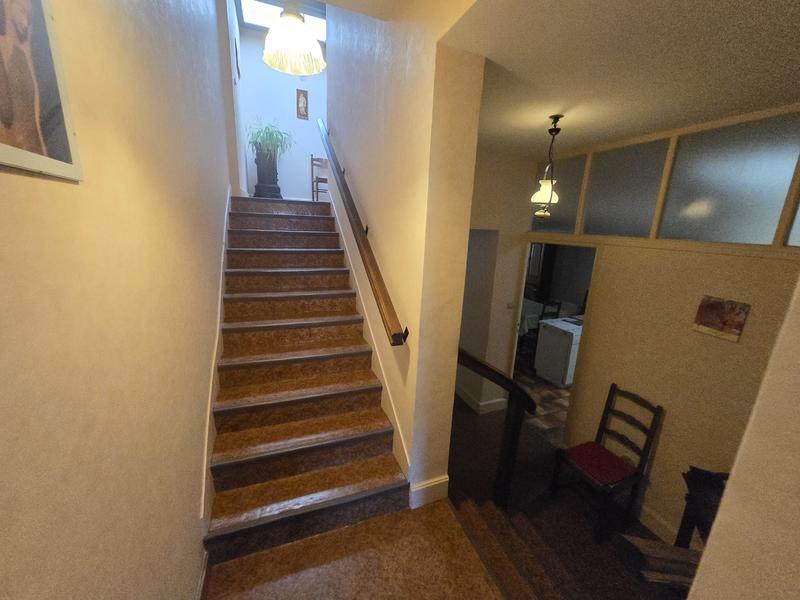 Maison ancienne - 180 m² - 6 pièces