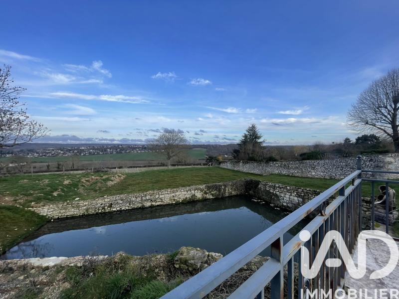 Maison - 200 m² - 7 pièces