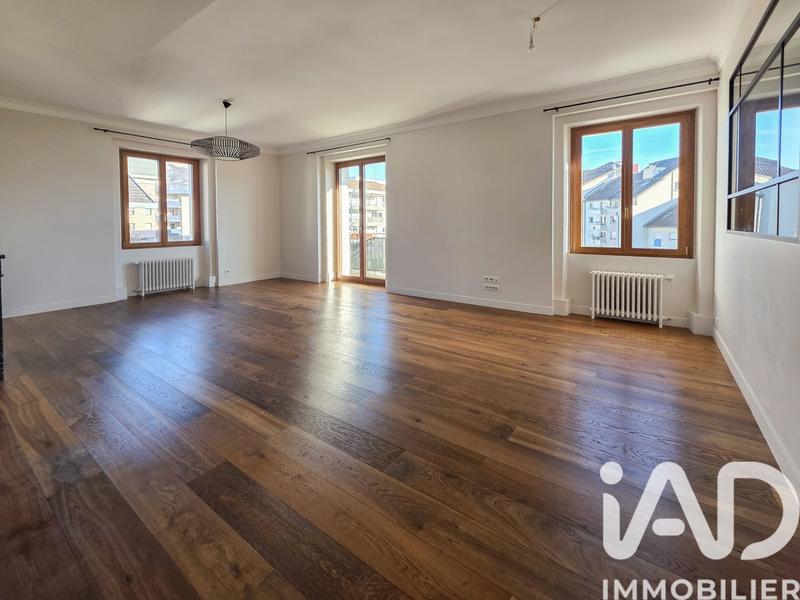Appartement - 111 m² - 5 pièces