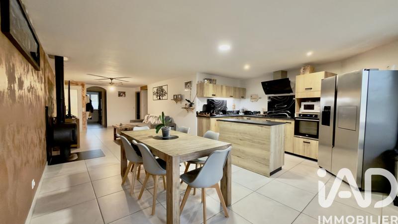 Maison de village - 84 m² - 3 pièces