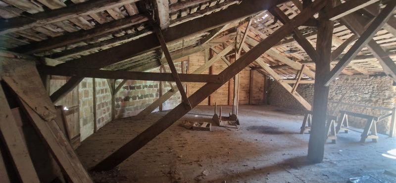 Grange - 290 m² - 3 pièces