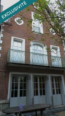 Maison de maîtres - 256 m² - 7 pièces