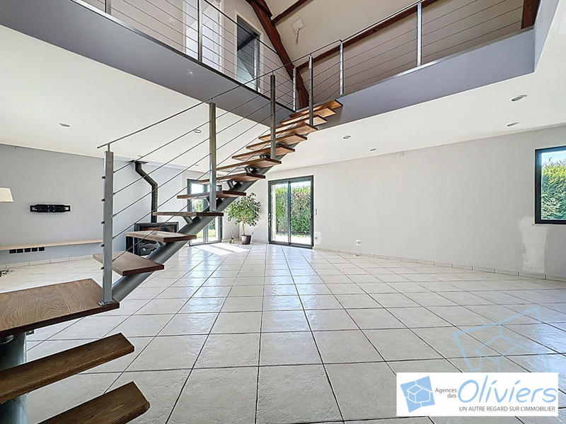 Maison - 133 m² - 6 pièces