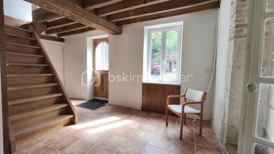 Propriété - 251 m² - 9 pièces