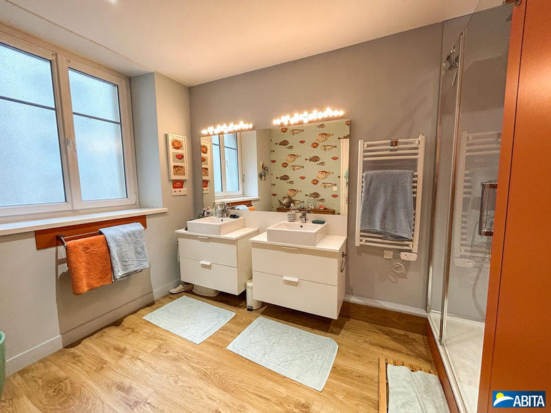 Appartement - 101 m² - 3 pièces