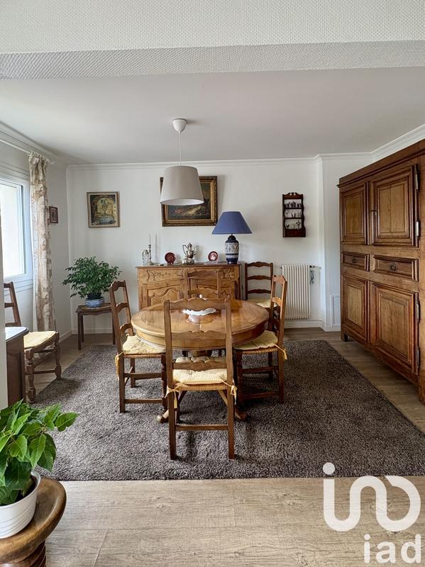 Appartement - 93 m² - 4 pièces