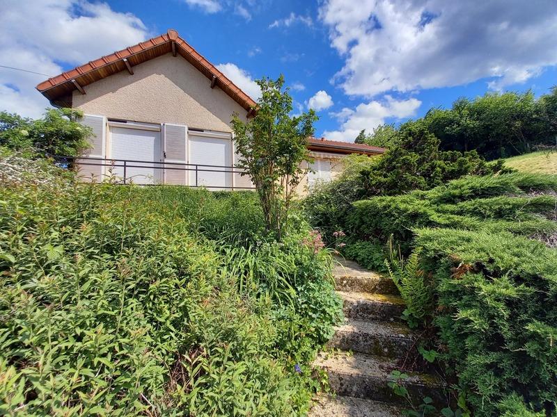 Maison - 102 m² - 4 pièces