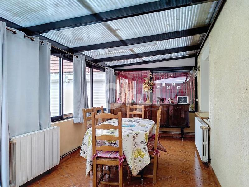 Maison - 161 m² - 7 pièces