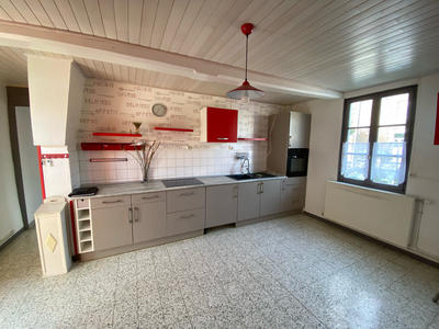 Maison - 96 m² - 3 pièces