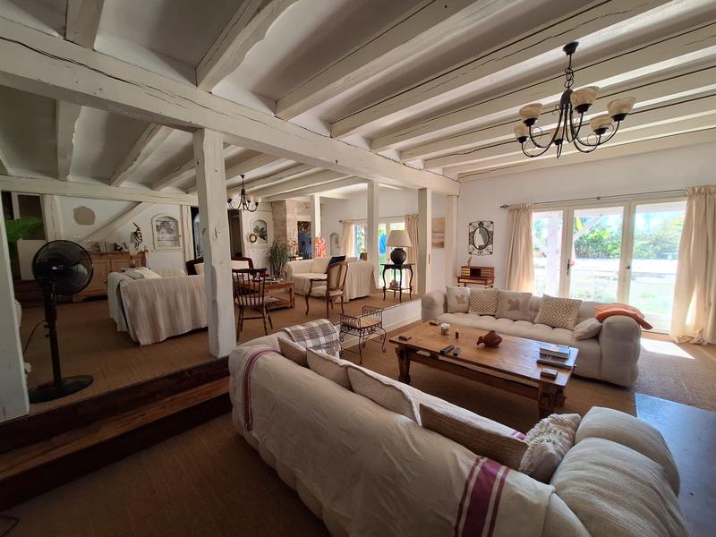 Maison ancienne - 516 m² - 12 pièces