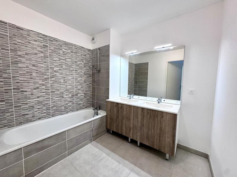 Duplex - 82 m² - 4 pièces