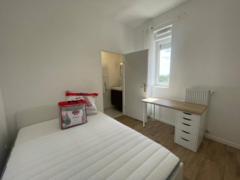 Appartement - 84 m² - 4 pièces