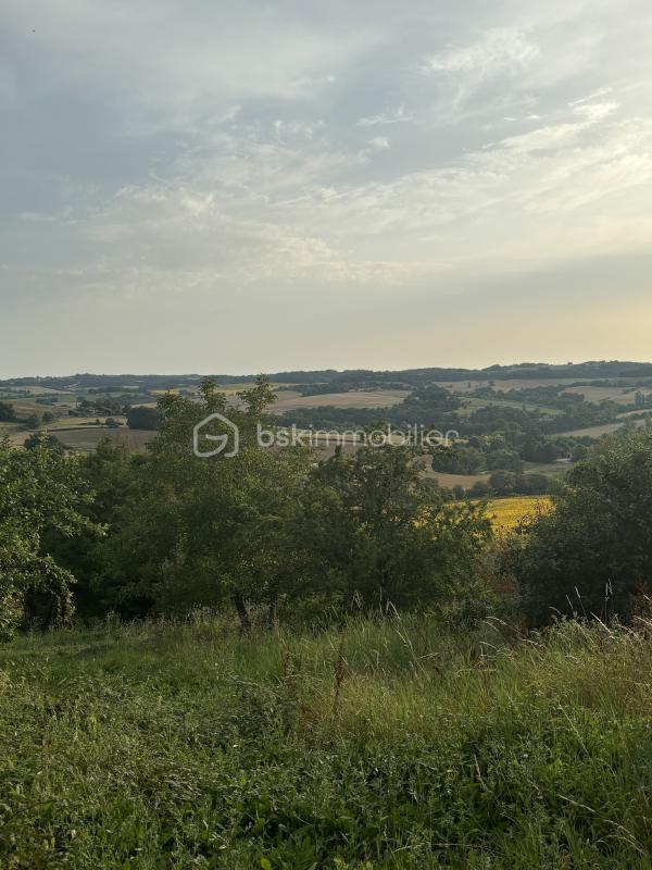 Terrain constructible - 1 013 m²