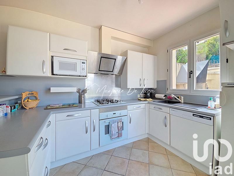 Maison - 98 m² - 4 pièces