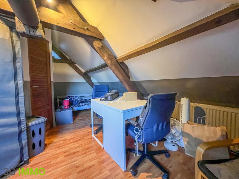Loft - 98 m² - 4 pièces