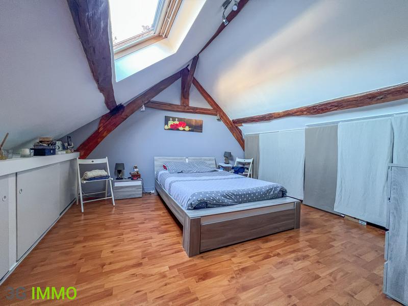 Loft - 98 m² - 4 pièces