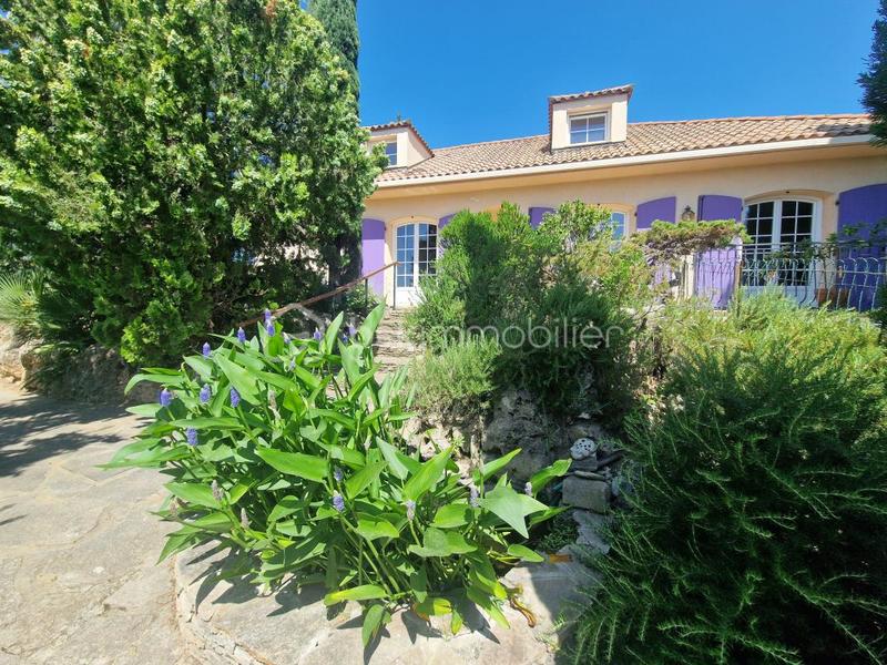 Maison - 150 m² - 7 pièces