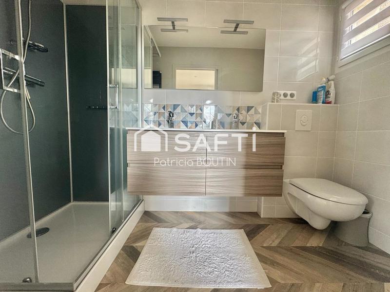 Maison - 249 m² - 11 pièces