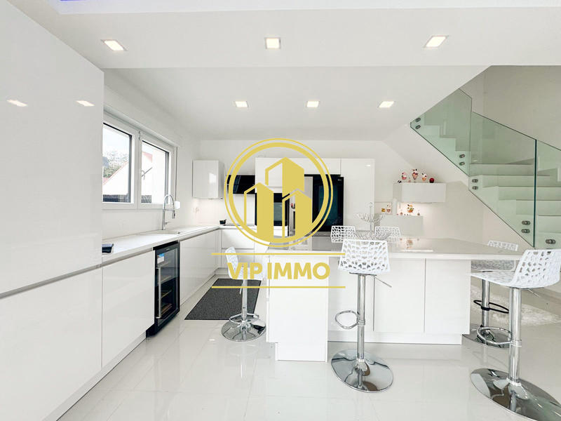 Maison - 142 m² - 4 pièces