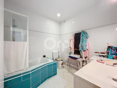 Maison - 101 m² - 4 pièces