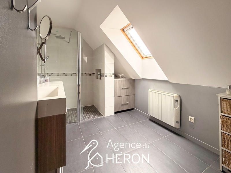 Maison - 153 m² - 6 pièces