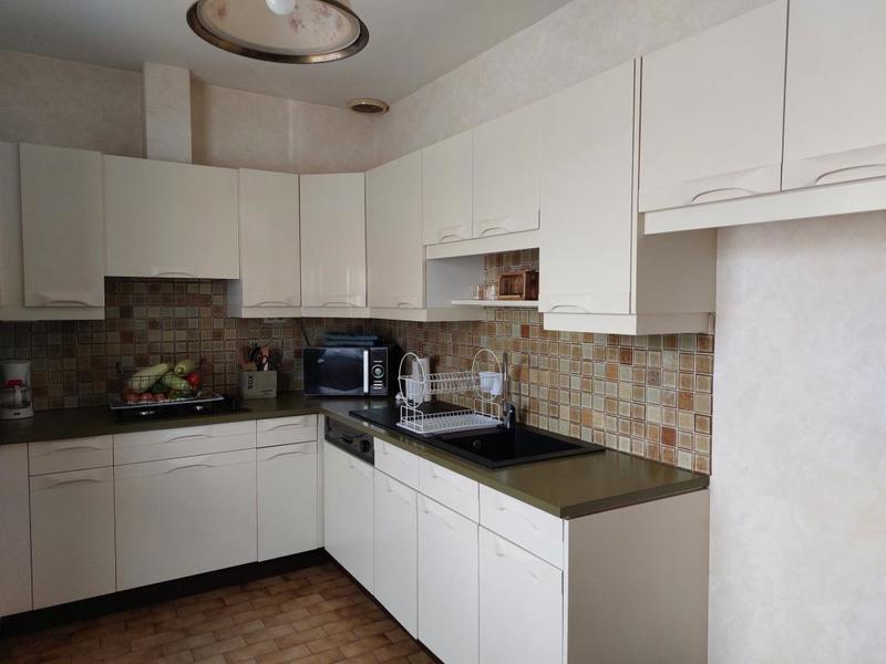 Maison - 92 m² - 5 pièces