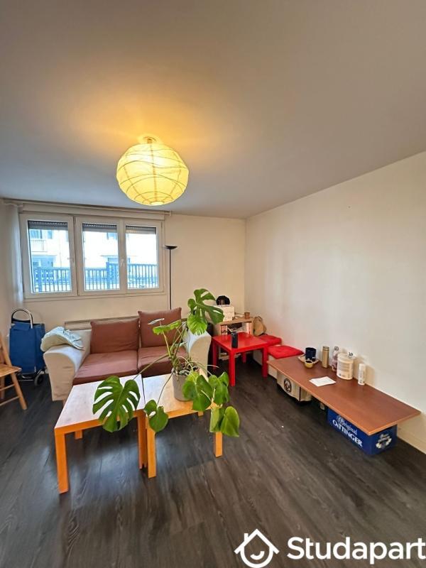 Chambre - 14 m² - 1 pièce