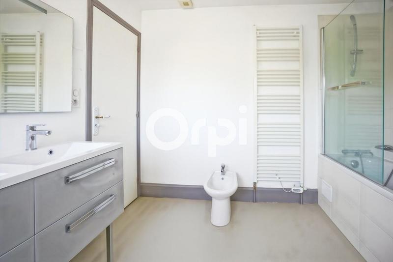 Maison - 318 m² - 7 pièces