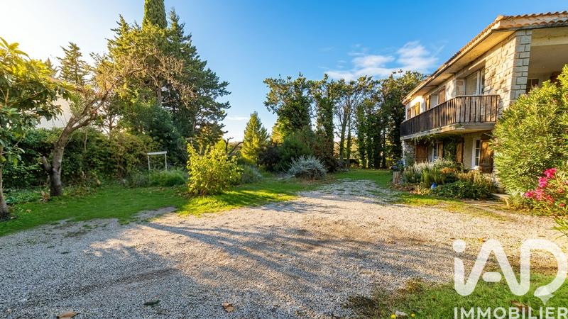 Maison - 180 m² - 5 pièces