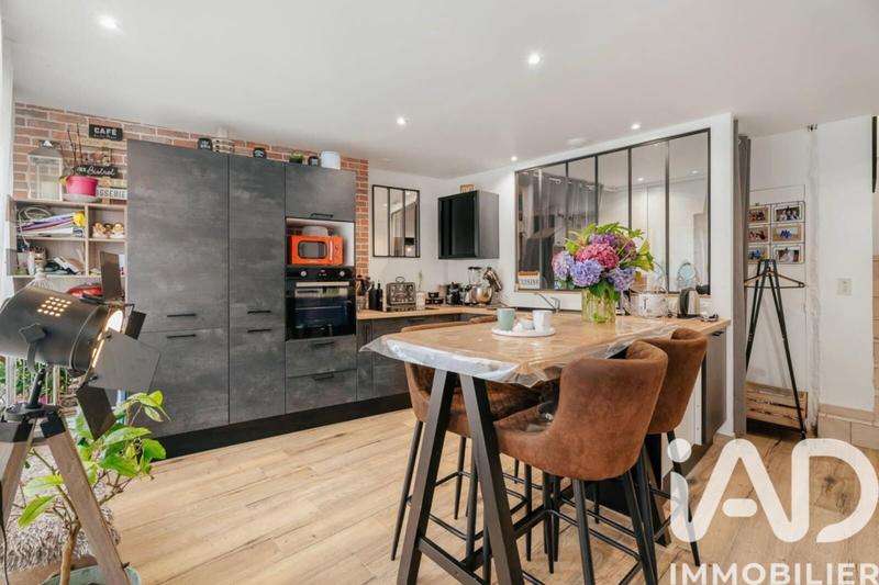 Maison - 95 m² - 4 pièces