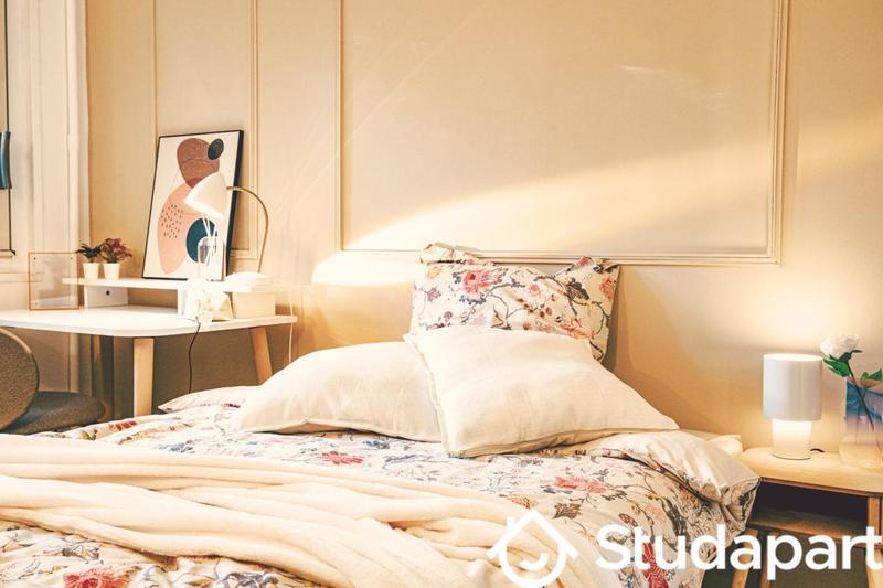 Chambre - 10 m² - 1 pièce