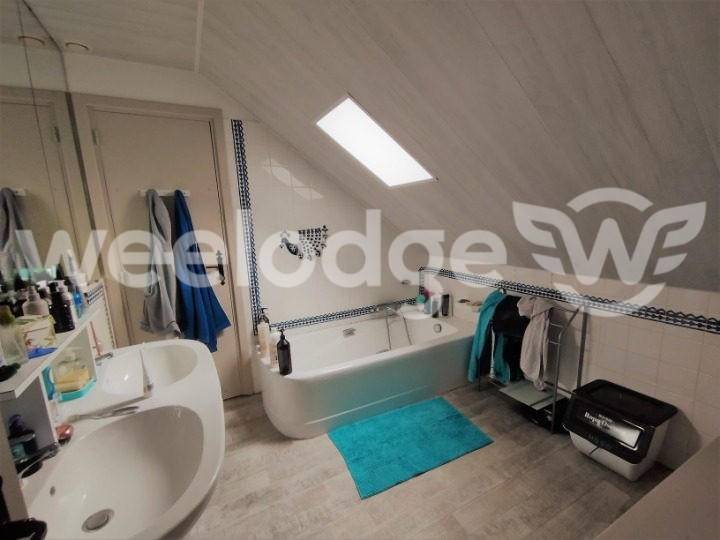 Maison - 127 m² - 7 pièces