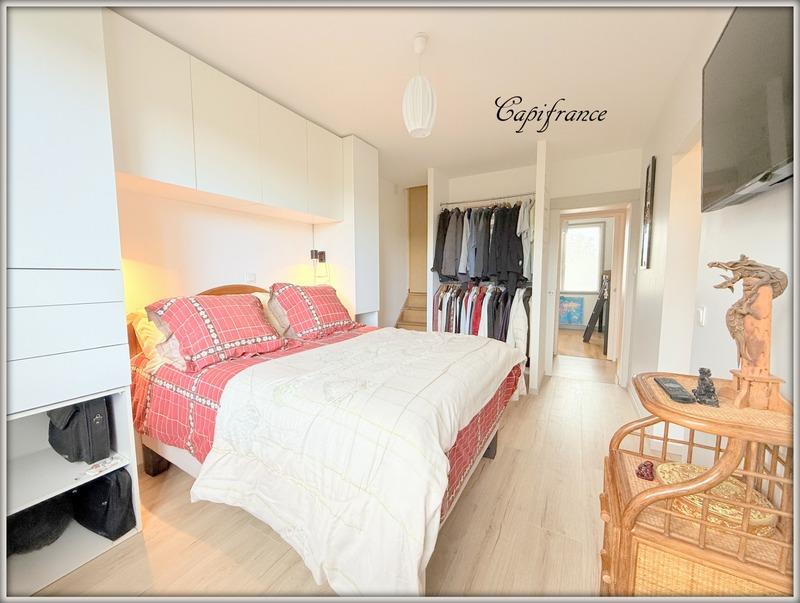 Maison - 115 m² - 6 pièces