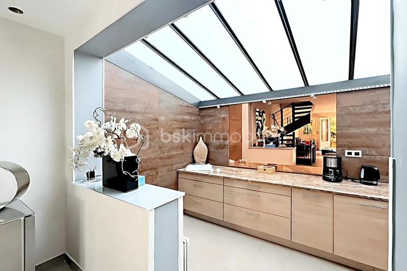 Propriété - 96 m² - 5 pièces