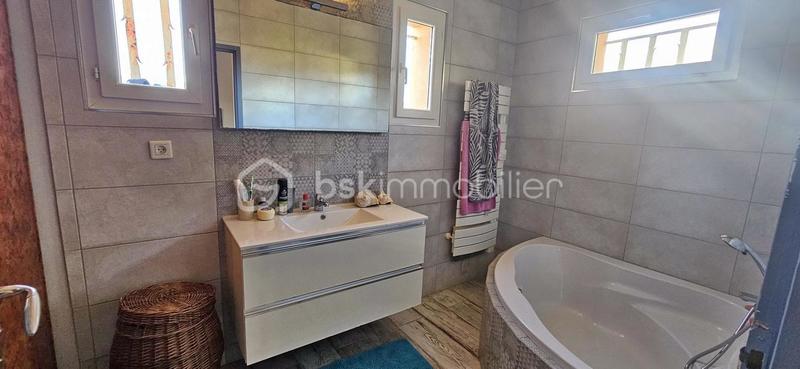 Villa - 157 m² - 5 pièces