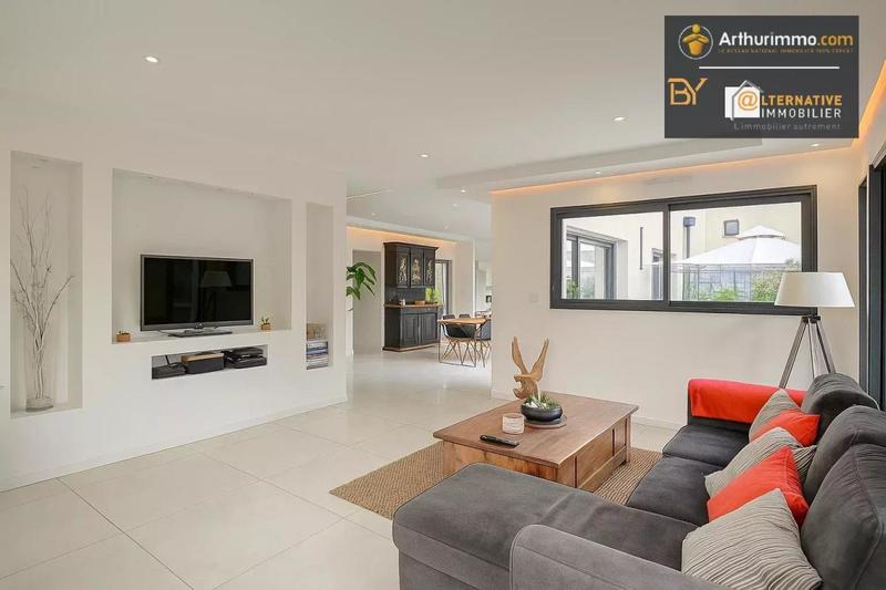 Maison - 142 m² - 6 pièces