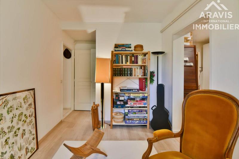 Appartement - 100 m² - 4 pièces